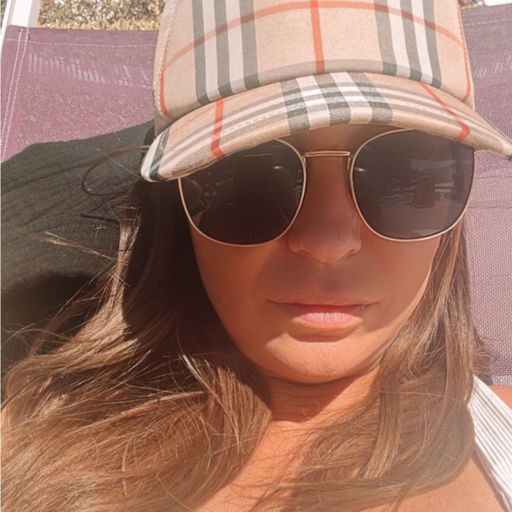 Meet your Posher, Annette